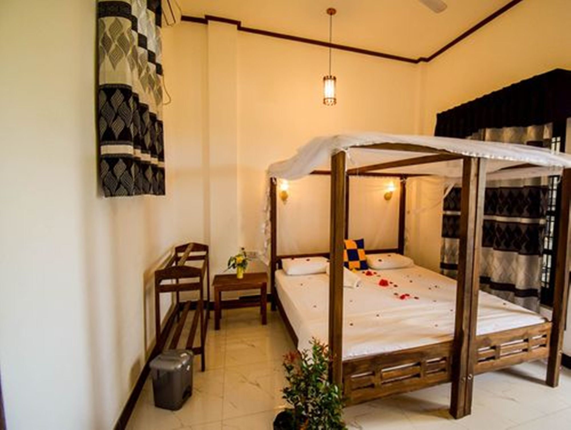Sunset View Beach Hotel Arugam Bay Exterior foto